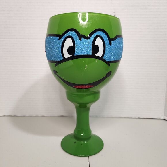 Teenage Mutant Ninja Turtles Blue Mask Leonardo TMNT Green Glass Goblet 2009 EUC - Picture 1 of 12